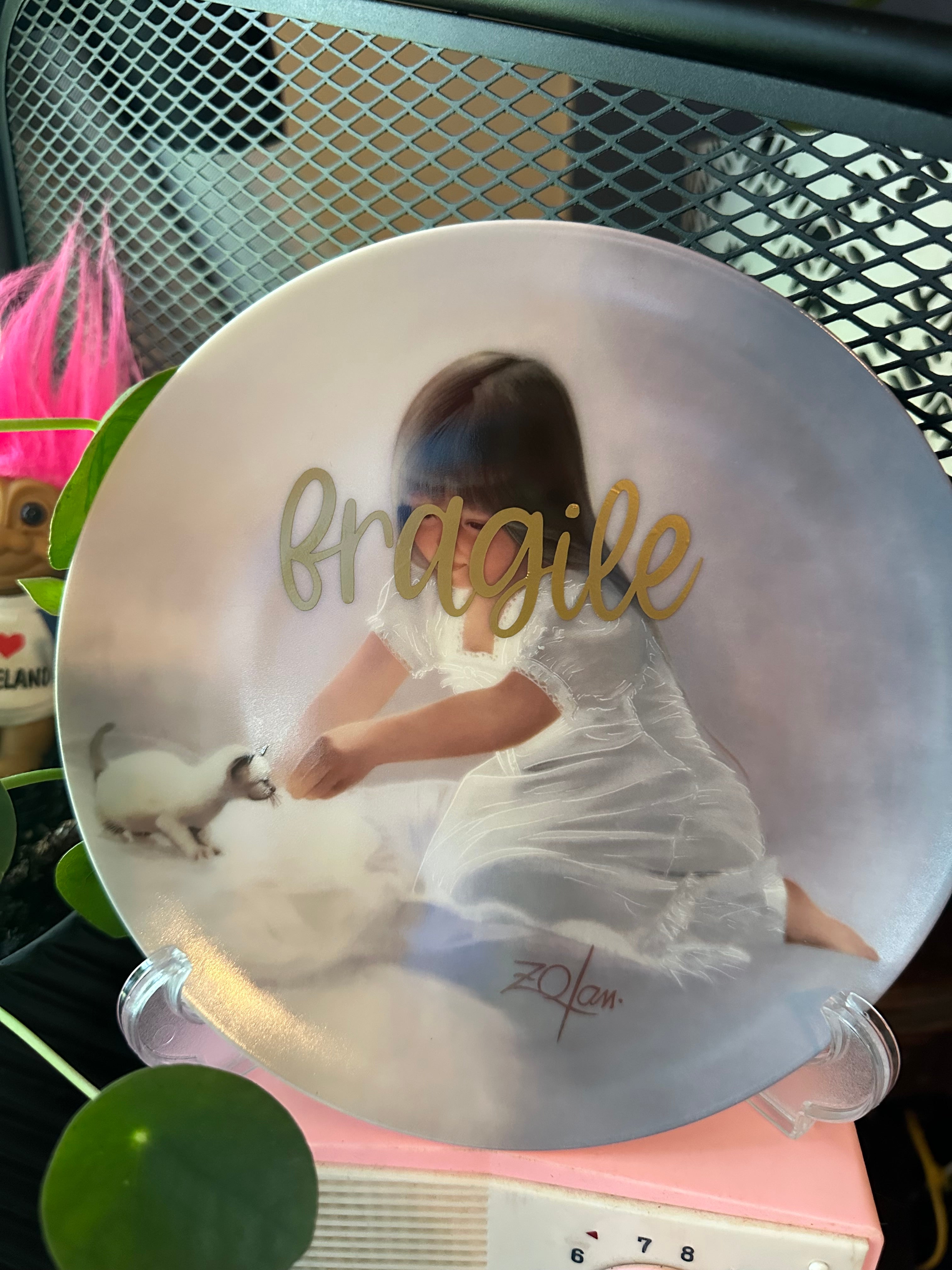 Brunette girl Fragile plate
